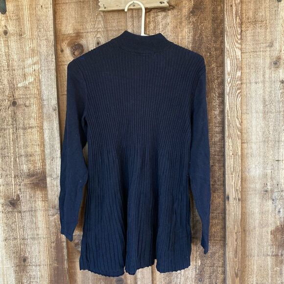 Joan Rivers Mock Turtleneck Knit Pleated long Sleeve Black Swing-hem Sweater - Picture 2 of 6